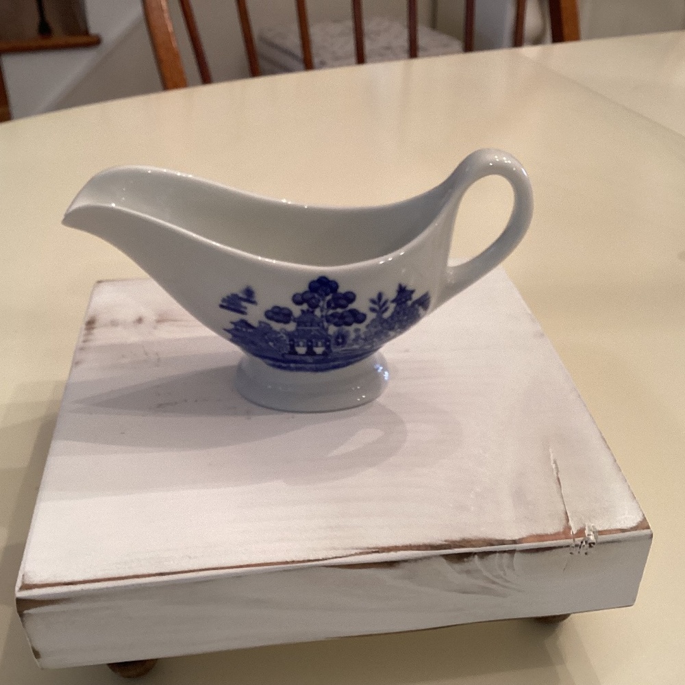 Shenango China Blue Willow Sauce Boat